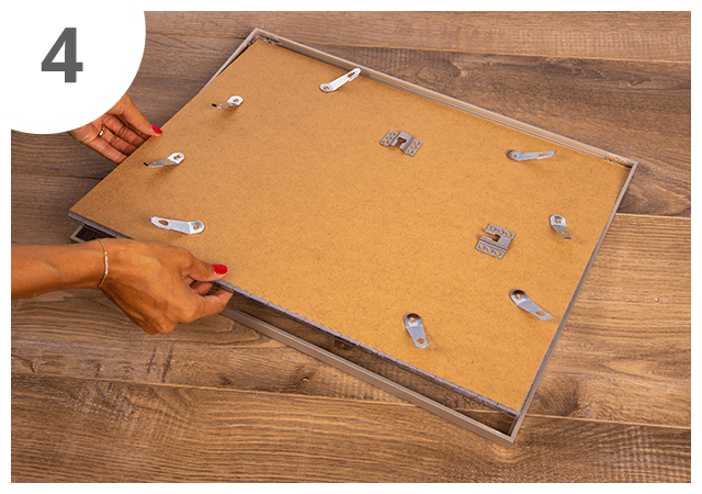 Rahmendesign24 Milano Cadre pour puzzle avec verre acrylique Noir mat  500-1000 pièces 50 x 70 cm 70 x 50 cm : : Jeux et Jouets
